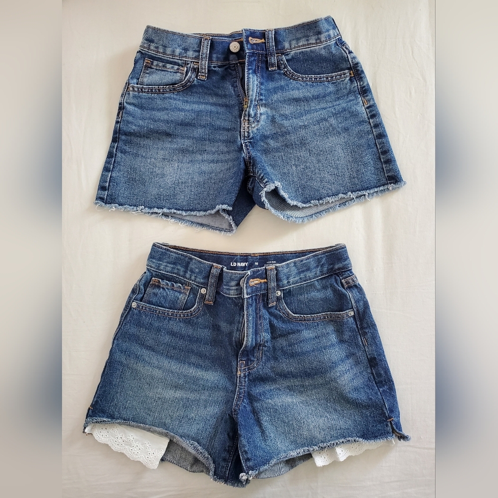 Old Navy 2 Pairs Of Cutoff Jean Shorts NWOT Girls Size 10